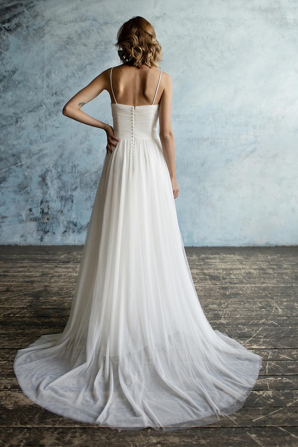 Wedding Dress With Trains